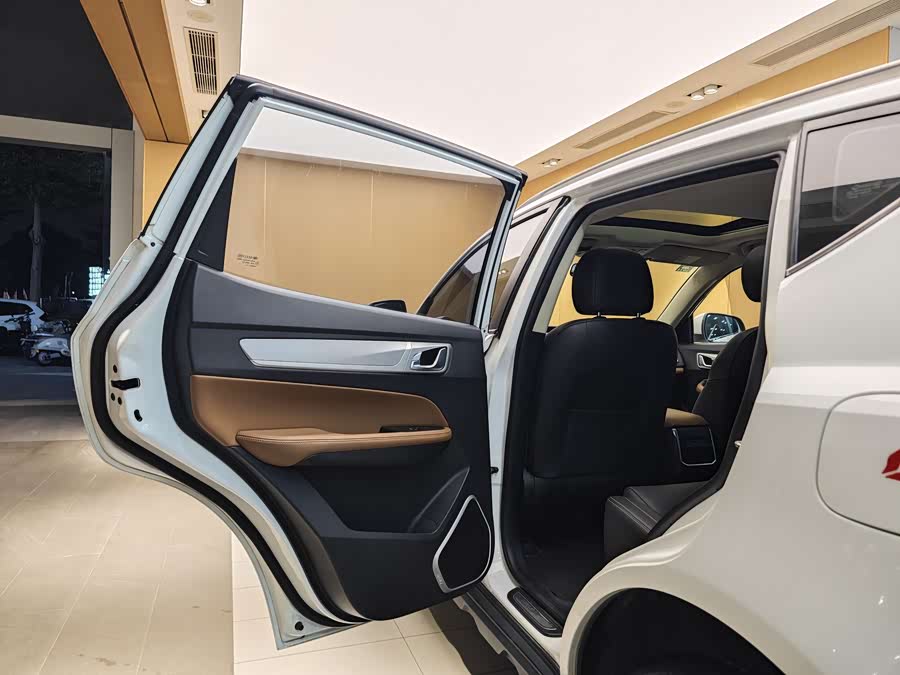 GEELY Vision X6 2019 imagen de coche #21