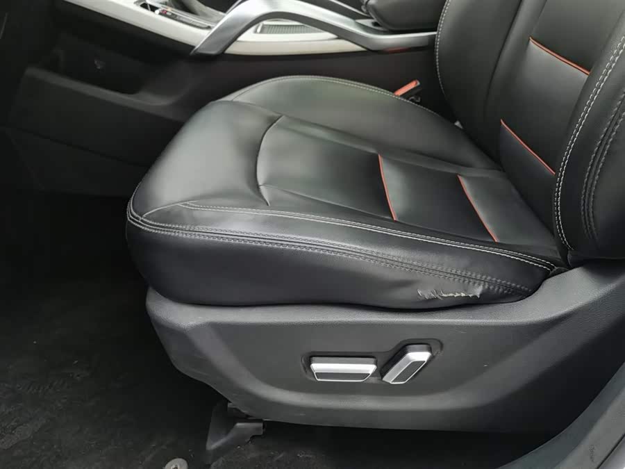 GEELY Boyue 2022 car image #21