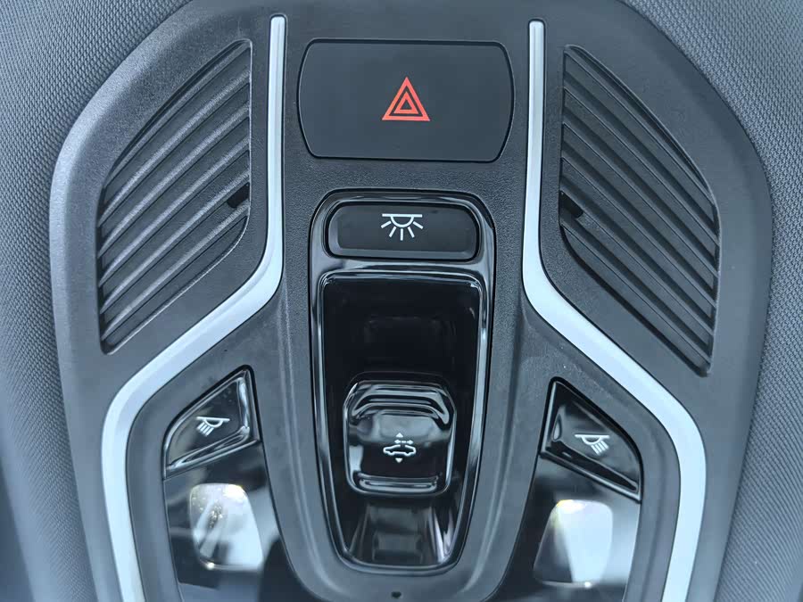 GEELY 2024 #21 GEELY 2024 car image #21