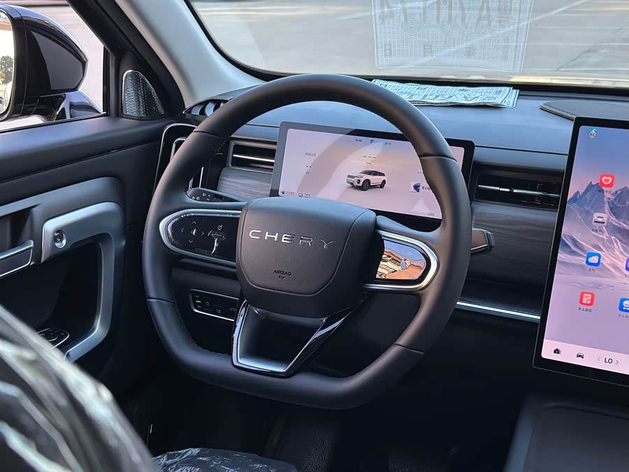 Chery Tiggo7 C-DM car image #21