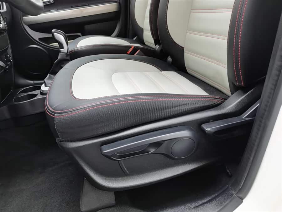 Great Wall M4 2015 #21 Great Wall M4 2015 car image #21