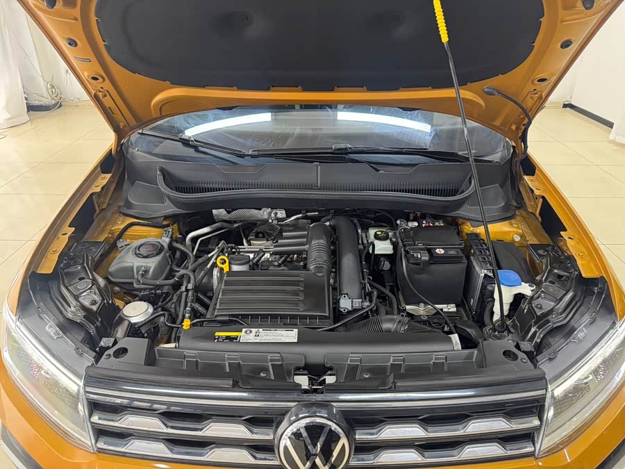 Volkswagen T-Cross 2021 #21 Volkswagen T-Cross 2021 car image #21