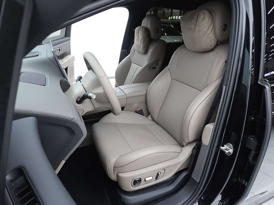 理想汽车 理想i6 2025 汽车图片 #21