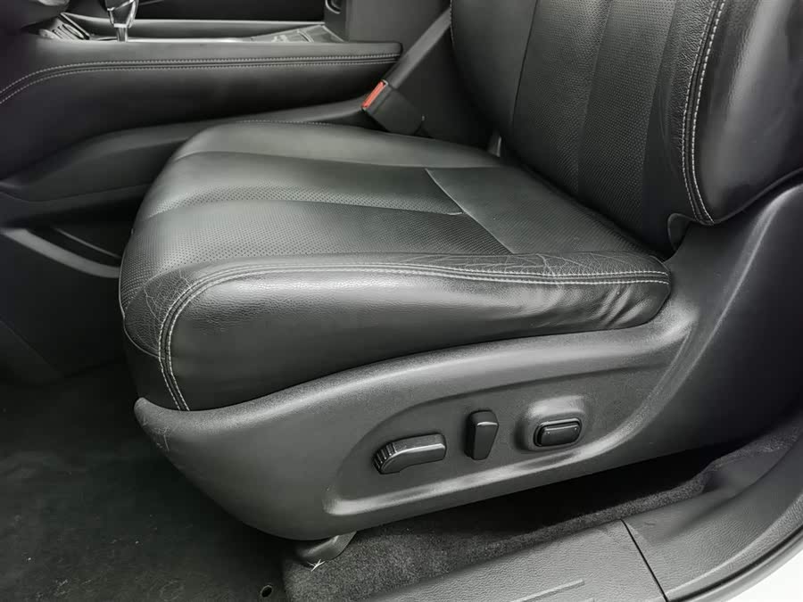 日产 楼兰 2018 汽车图片 #21