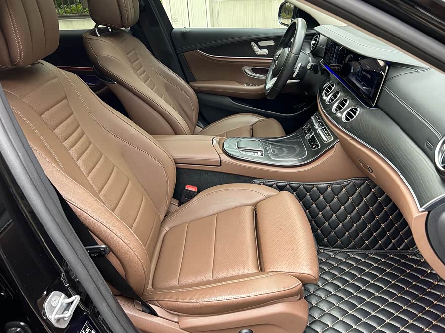 Mercedes-Benz E Class 2019 image de voiture #21