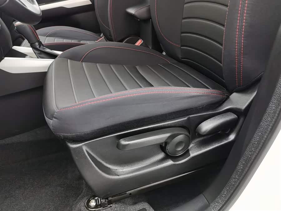 铃木 维特拉 2016 汽车图片 #21