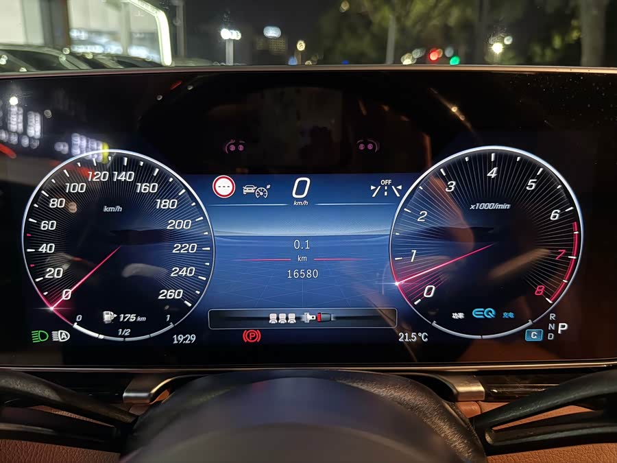 Mercedes-Benz Maybach S Class 2022 car image #21