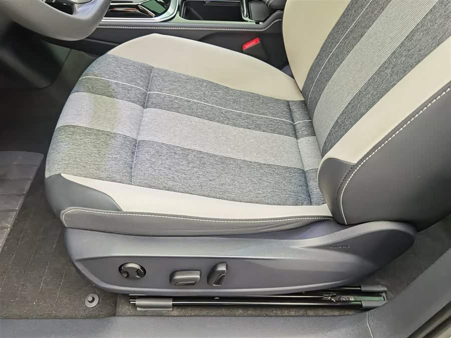 Volkswagen ID.4 Crozz 2023 #21 Volkswagen ID.4 Crozz 2023 car image #21