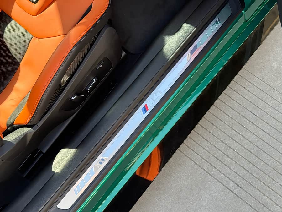 BMW M4 2025 image de voiture #21