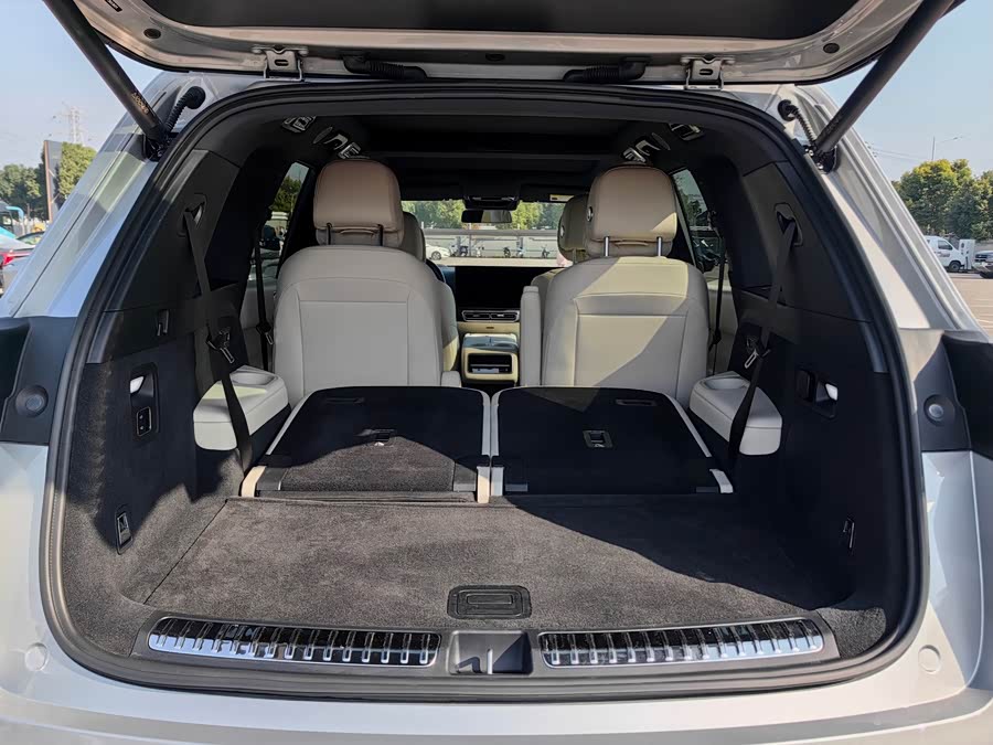 Li L8 2023 imagen de coche #21