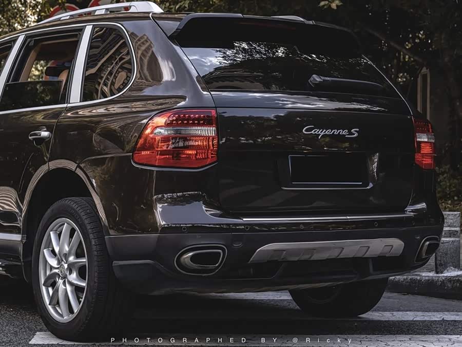 2010 #21 2010 car image #21