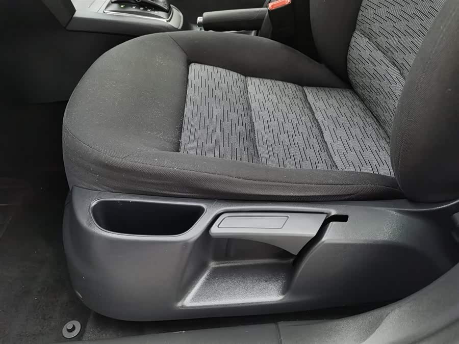 Skoda Octavia 2013 car image #21