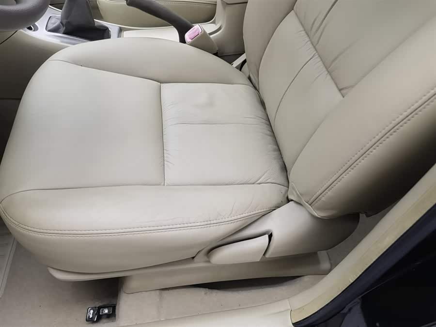 Toyota Corolla (Classic) 2012 image de voiture #21