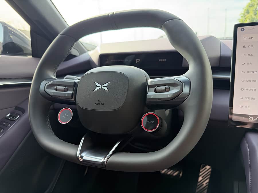 小鹏 小鹏P7 2025 汽车图片 #21