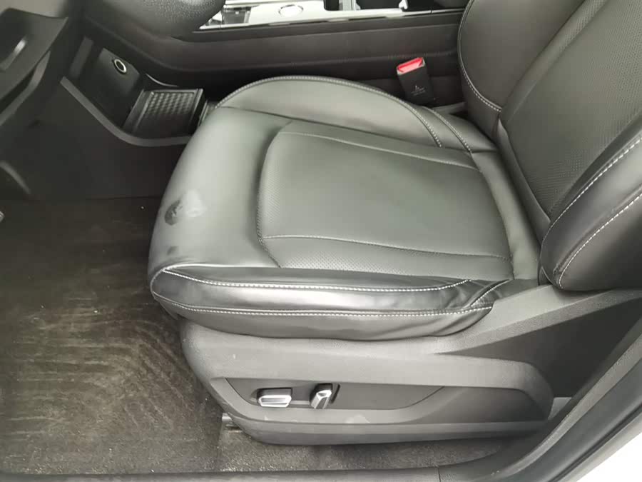 Chery Tiggo 8 Plus 2021 image de voiture #21
