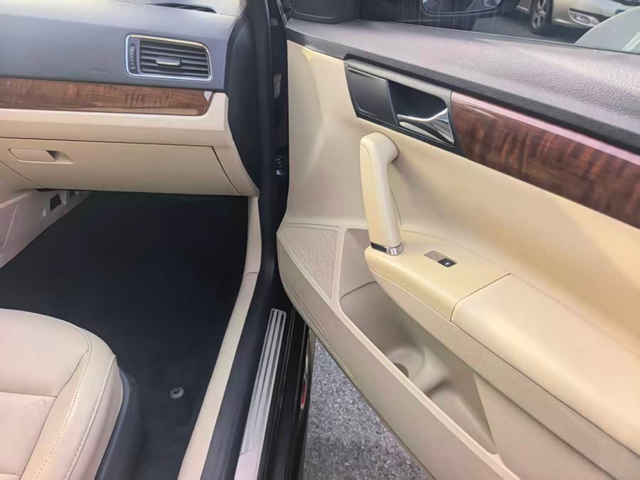 Volkswagen Lavida 2014 car image #21