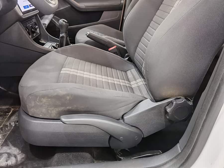 Volkswagen Lavida 2021 car image #21