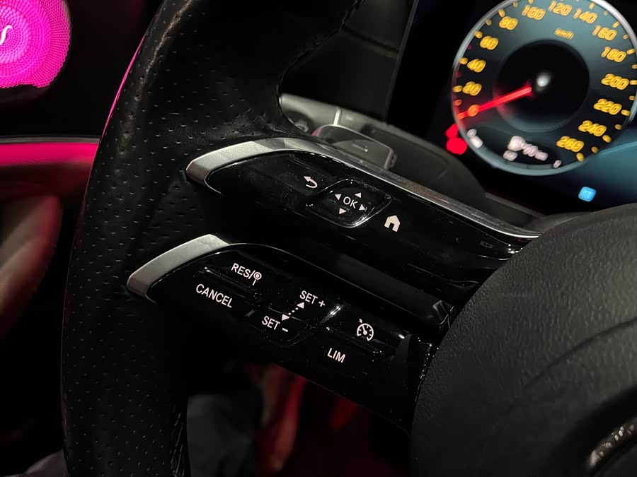 Mercedes-Benz E Class 2021 car image #21