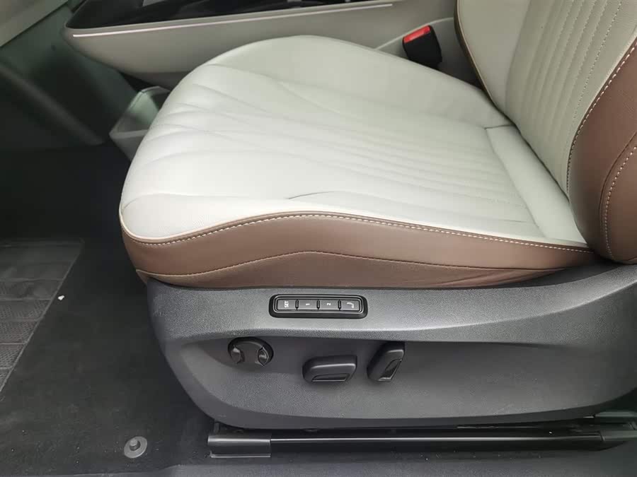 Volkswagen ID.6 X 2022 #21 Volkswagen ID.6 X 2022 car image #21