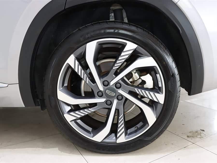 GEELY Ulion 2018 immagine di auto #21