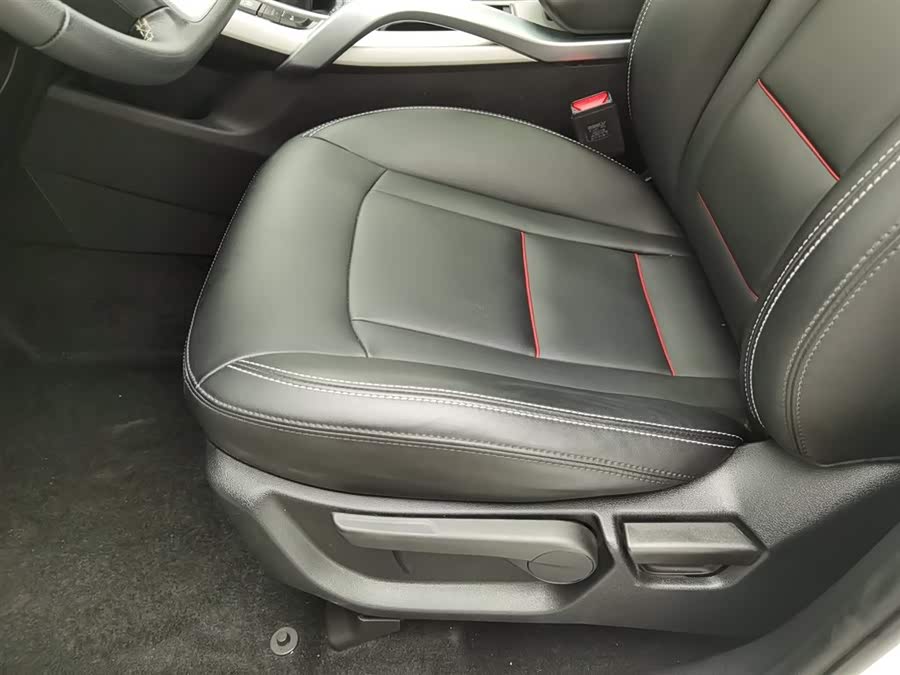 GEELY Boyue 2020 car image #21