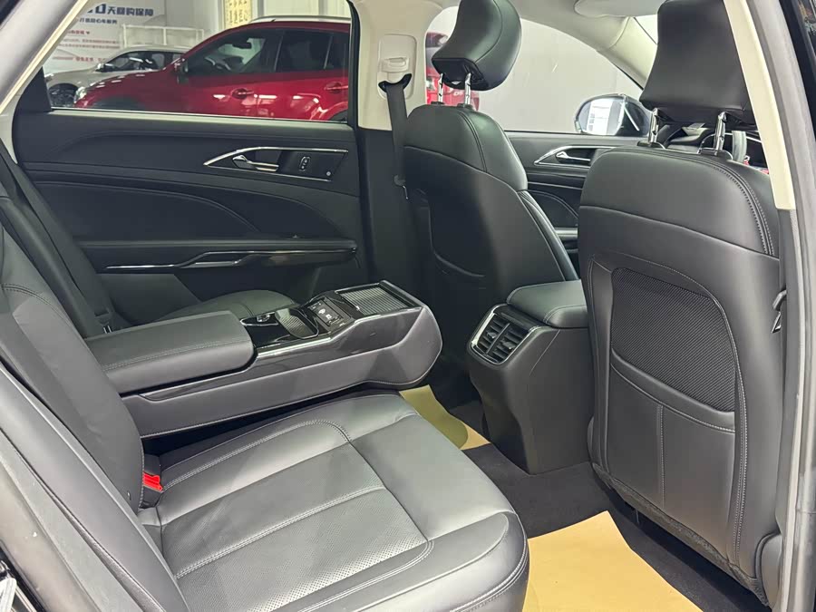 Ford Taurus 2021 car image #21