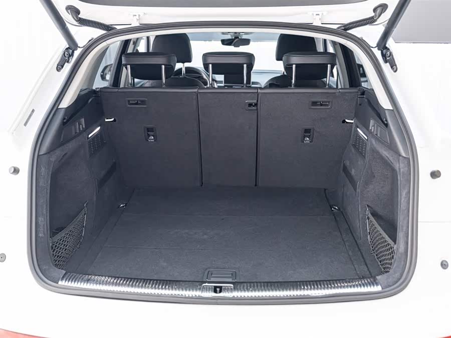 Audi Q5L 2020 car image #21