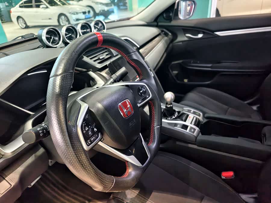 Honda Civic 2019 car image #21