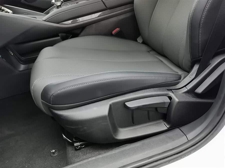 BYD Qin L 2025 #21 BYD Qin L 2025 car image #21