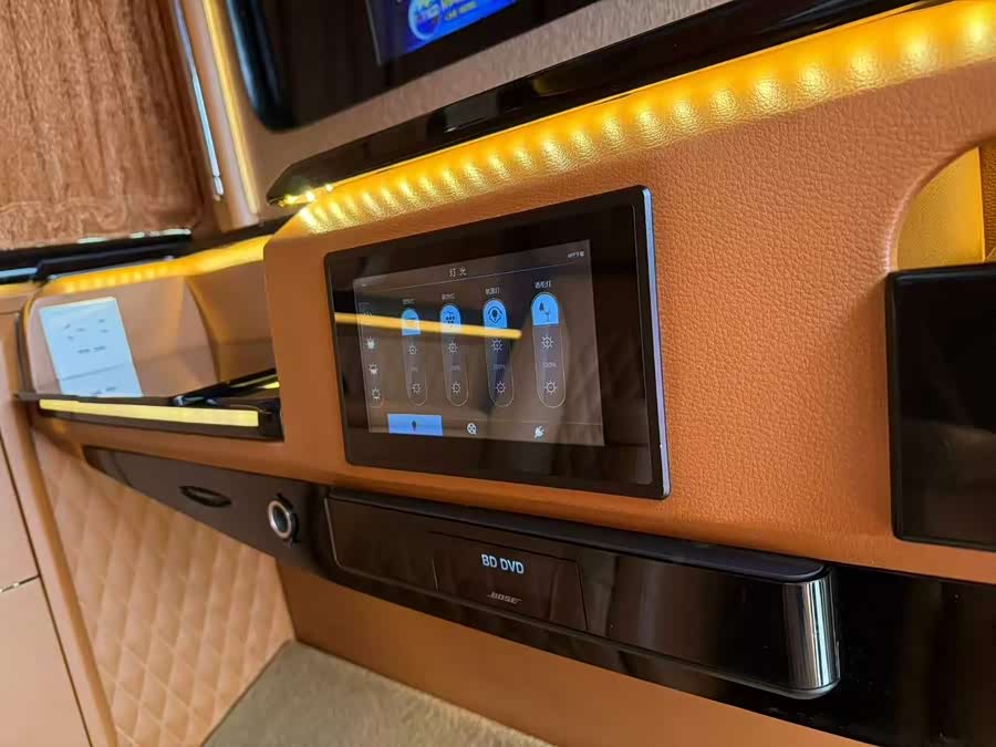 Mercedes-Benz Vito 2017 car image #21