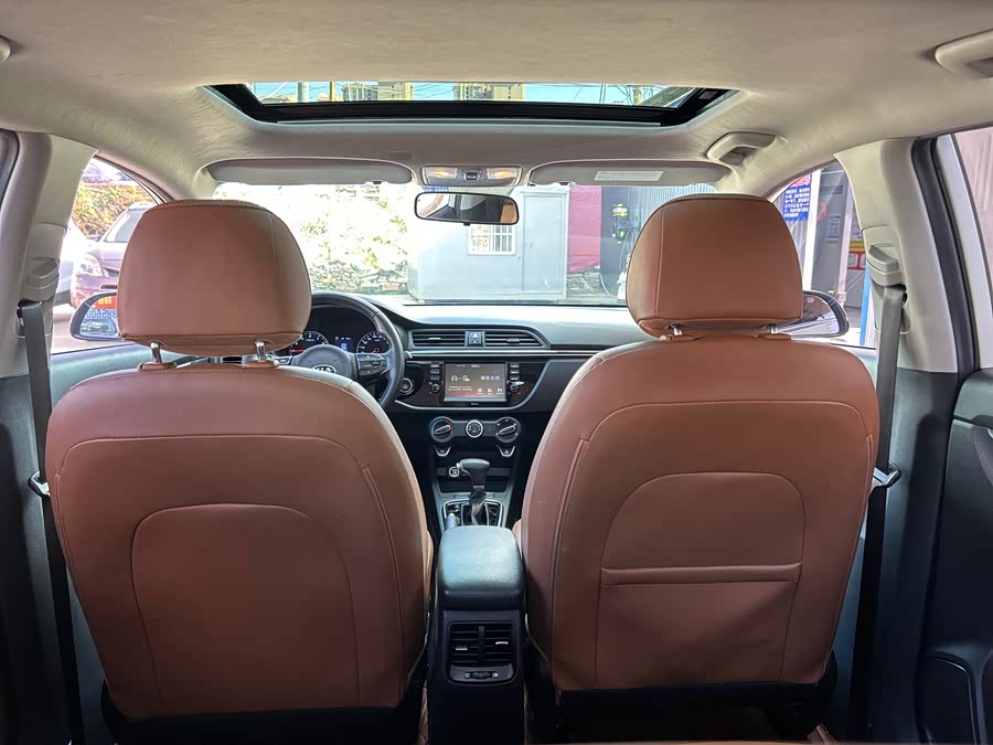 Kia Rio Cross 2018 صورة سيارة #21