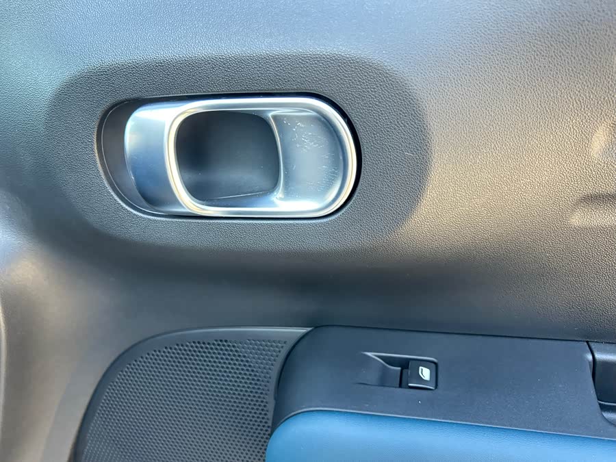 Citroen C4 AIRCROSS 2019 immagine di auto #21