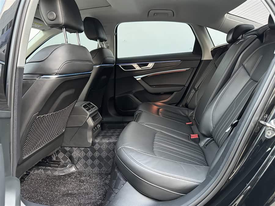 Audi A6L 2023 car image #21