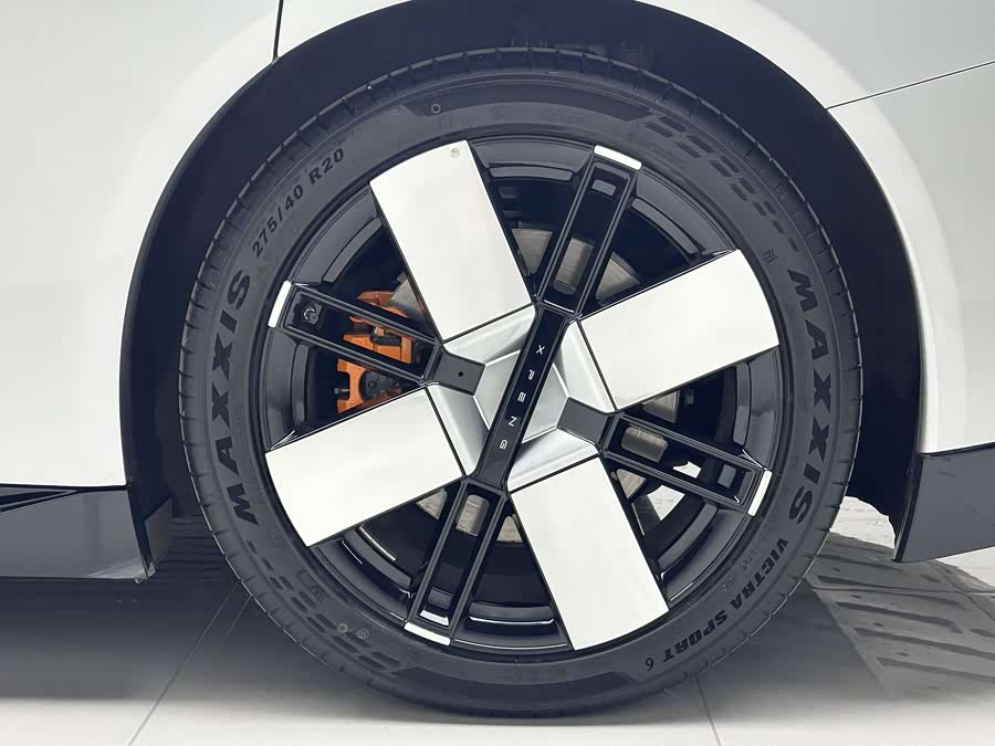 小鹏 小鹏P7 2025 汽车图片 #21