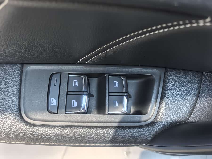 MG 6 New Energy 2018 #21 MG 6 New Energy 2018 car image #21