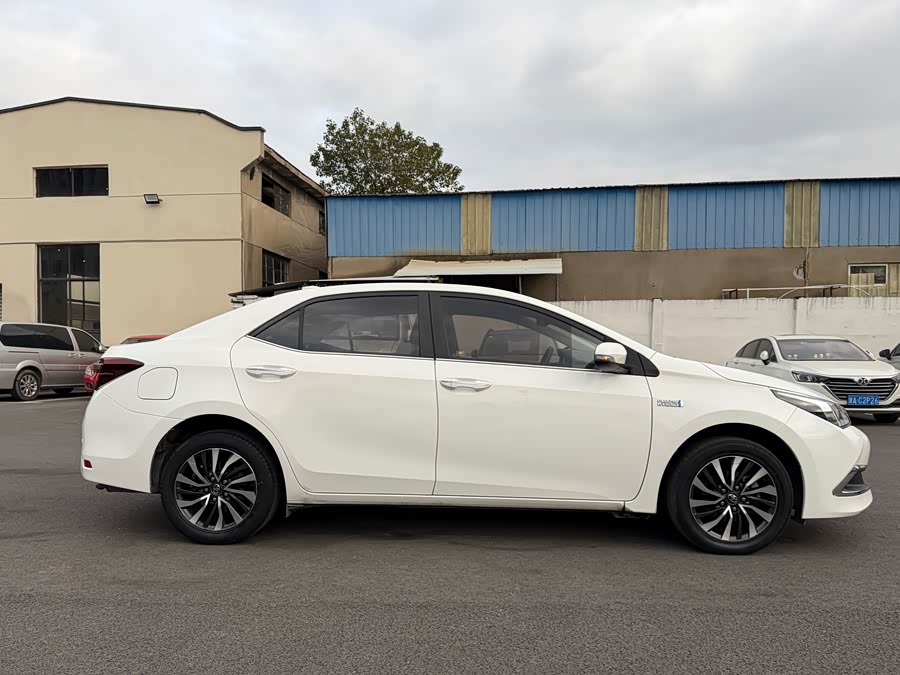 Toyota Corolla Hybird E+ 2020 immagine di auto #21