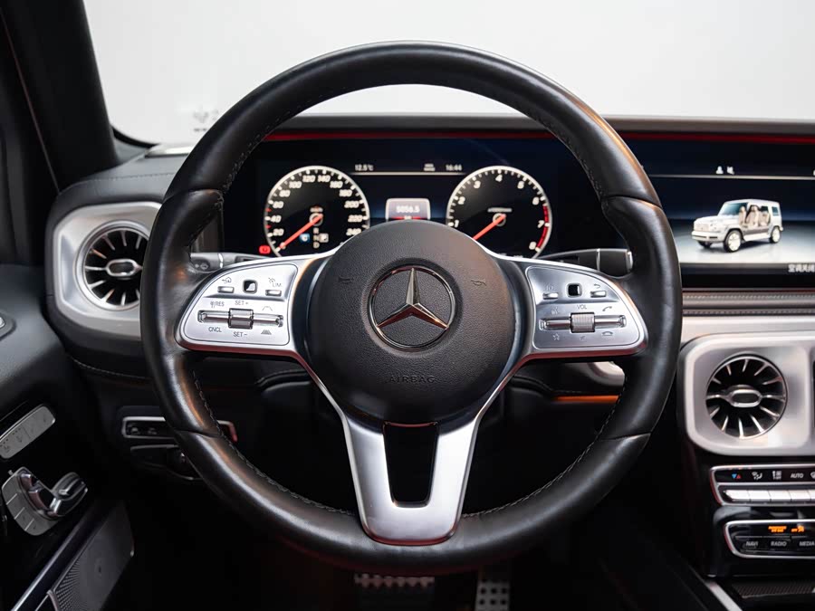 Mercedes-Benz G Class 2022 car image #21