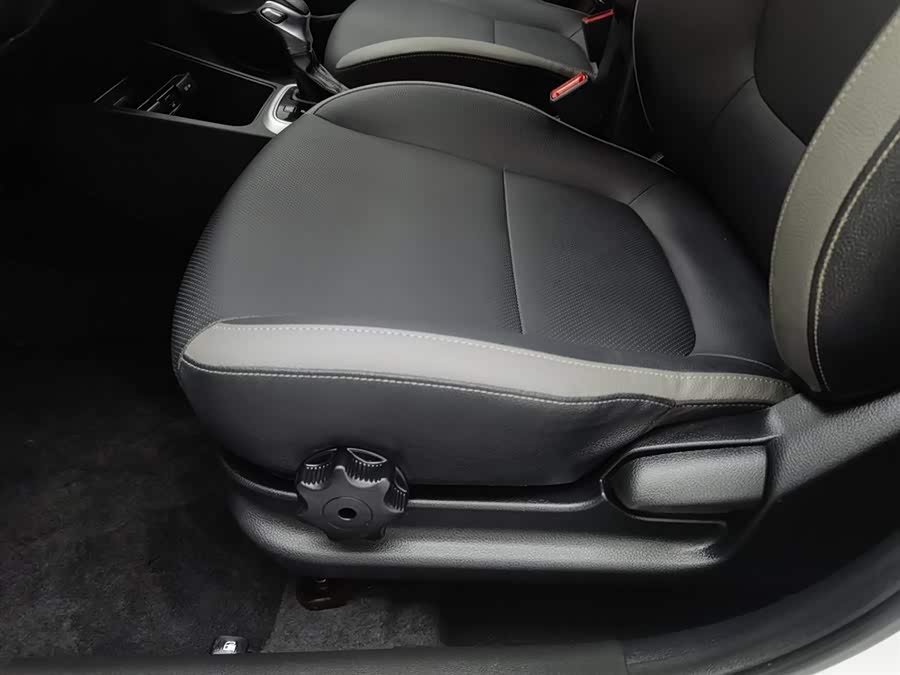 起亚 奕跑 2020 汽车图片 #21