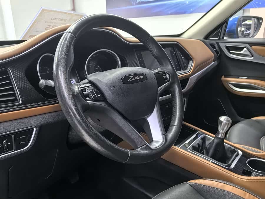 众泰 众泰T300 2017 汽车图片 #21