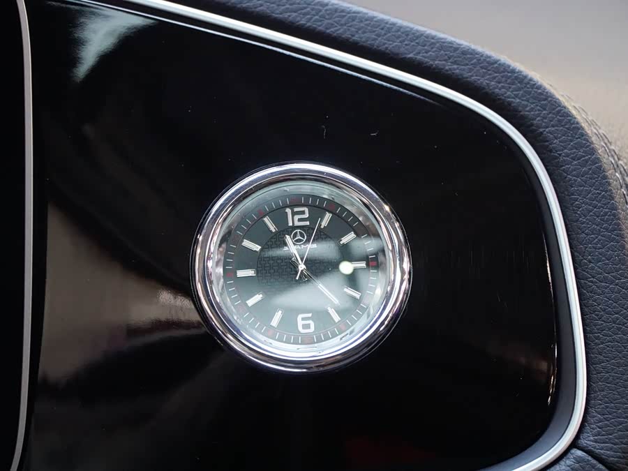 Mercedes-Benz GLS Class 2022 immagine di auto #21