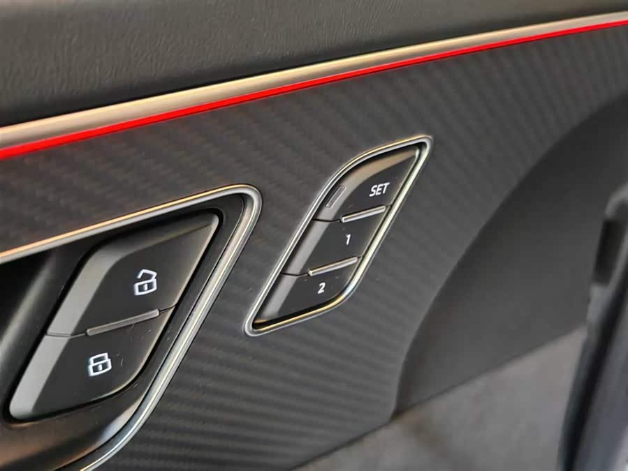 Audi SQ7 2024 #21 Audi SQ7 2024 car image #21