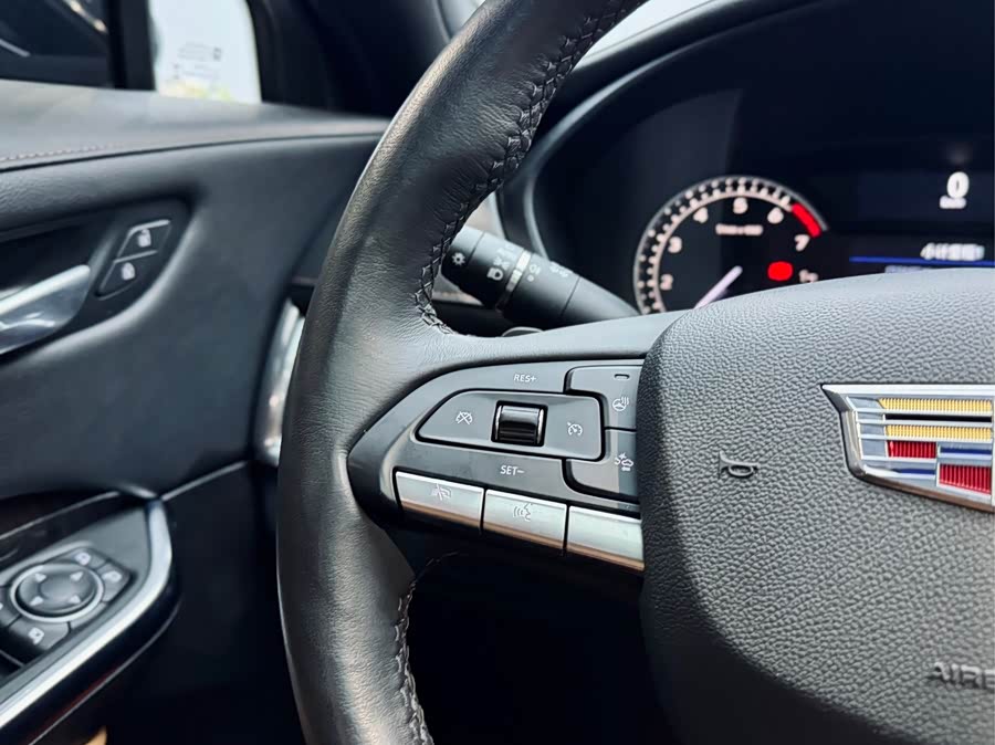 2023 car image #21
