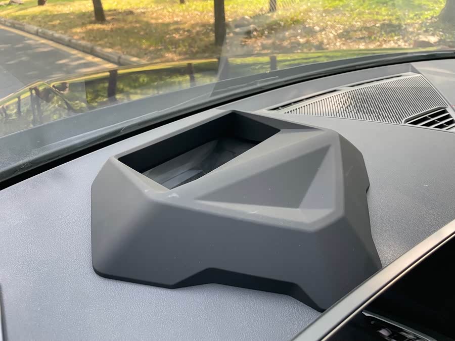 BMW M235L 2024 car image #21