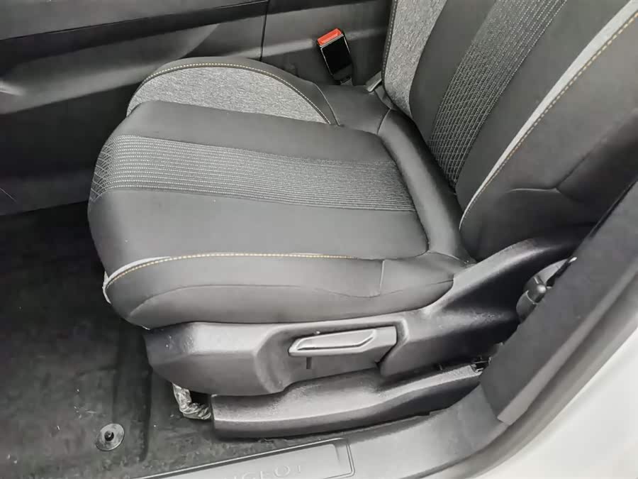 Peugeot 4008 2019 car image #21