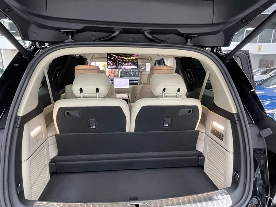 蔚来 蔚来ES8 2025 汽车图片 #21