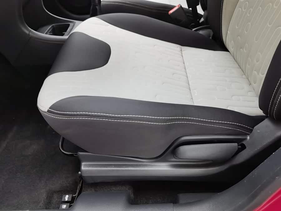 Suzuki 2014 car image #21