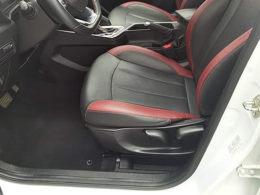 吉利汽车 远景X3 2021 汽车图片 #21