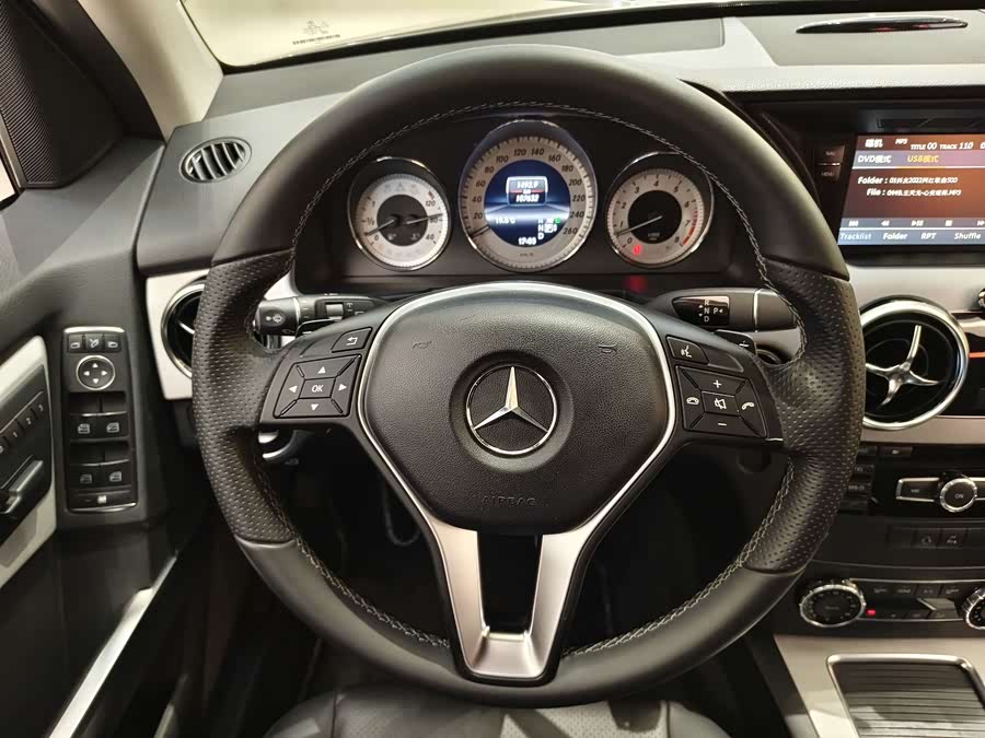 Mercedes-Benz GLK Class 2013 immagine di auto #21