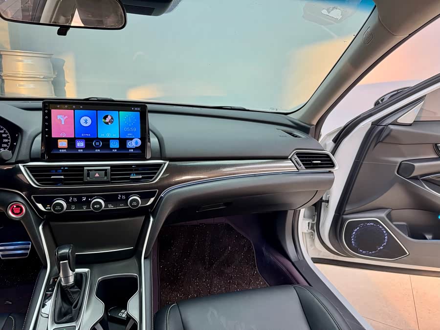 Honda Accord 2022 #21 Honda Accord 2022 car image #21