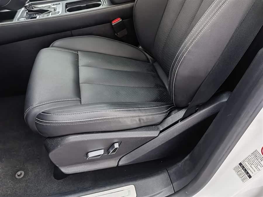 BYD Tang 2018 car image #21